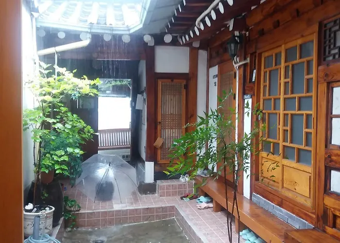 Hanok 202